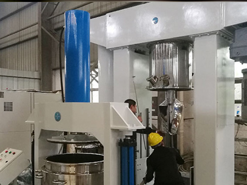 立式捏合機-易燃易爆火工藥劑的應(yīng)用